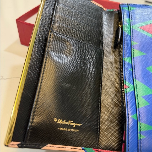 Salvatore Ferragamo Chic Multicolor Chevron Wallet Clutch - Picture 4 of 12